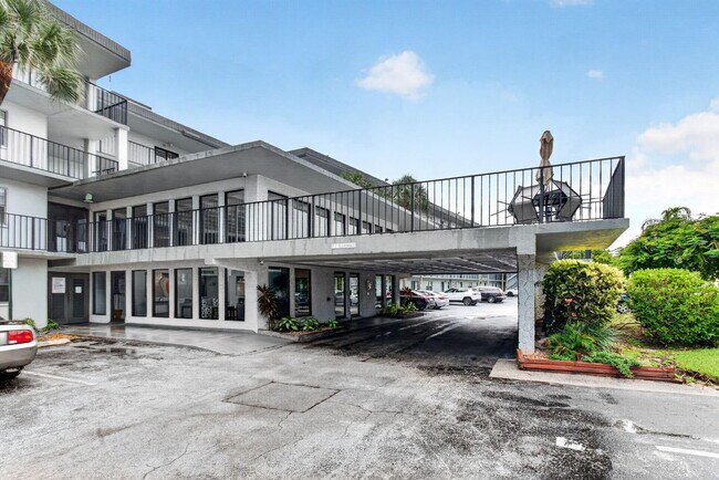 9440 SW 8th St Unidad 401