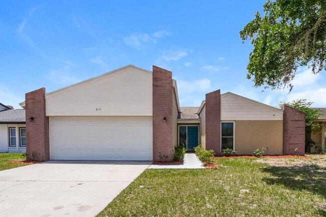 Building Photo - 814 Settlers Rd