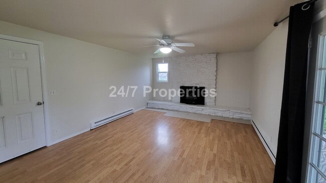 Photo - Charming 3 BD I 2 BA Molalla Home