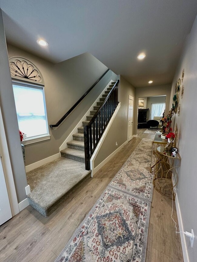 Photo - 20606 SE Slate Ave