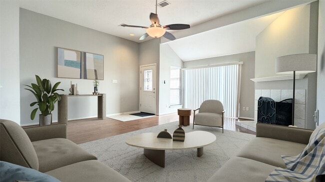 Building Photo - 12639 Ashford Hills Dr