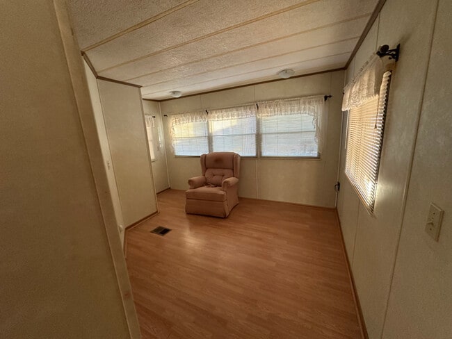 Photo - 115 Ells Country Estates