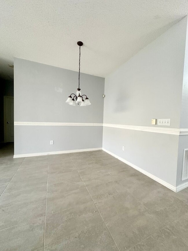 Photo - 4903 Waterside Pointe Cir