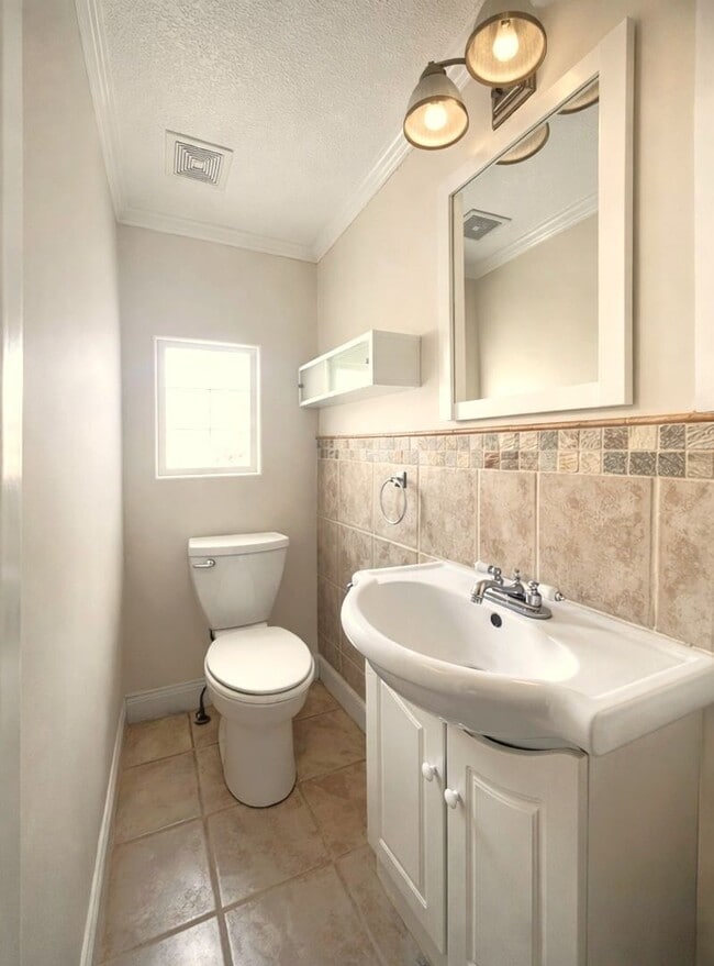 Photo - COMING SOON: Bright 3-Bed, 2.5-Bath Townhouse with Private Deck & Fenced Yard in Oak Meyer Gardens!