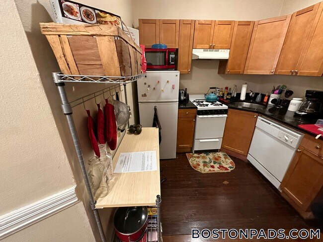38 Hemenway St Unit 24