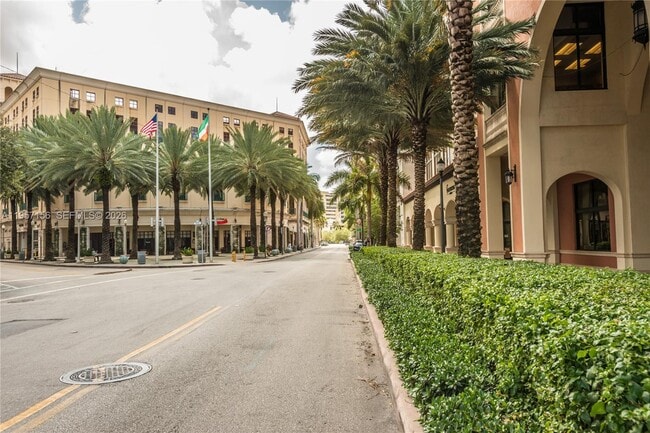 Photo - 55 Merrick Way Unit 552