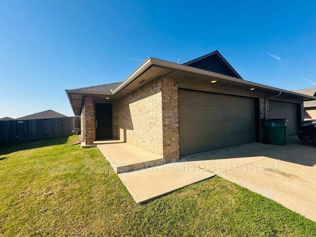 Photo - 8808 SW 45th St House