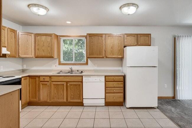 Photo - 2014-2020 7th St S Unit 2018