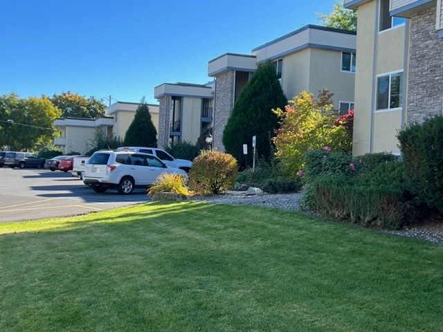 Photo - Brentwood Gardens Apartments