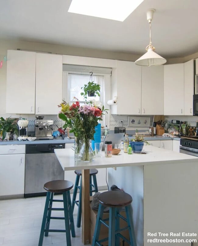 Photo - 231 Harvard St Unidad 5