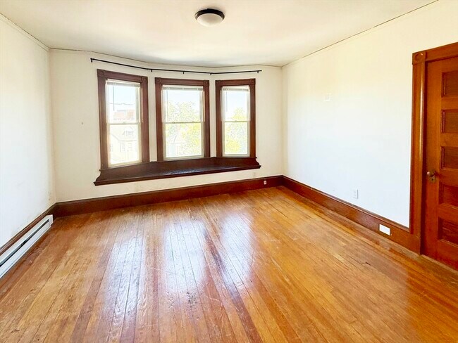 Photo - 582 Cambridge St Unit 3