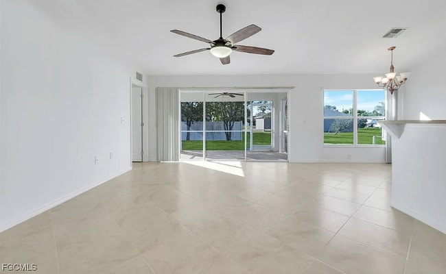 Photo - 2334 W Price Blvd