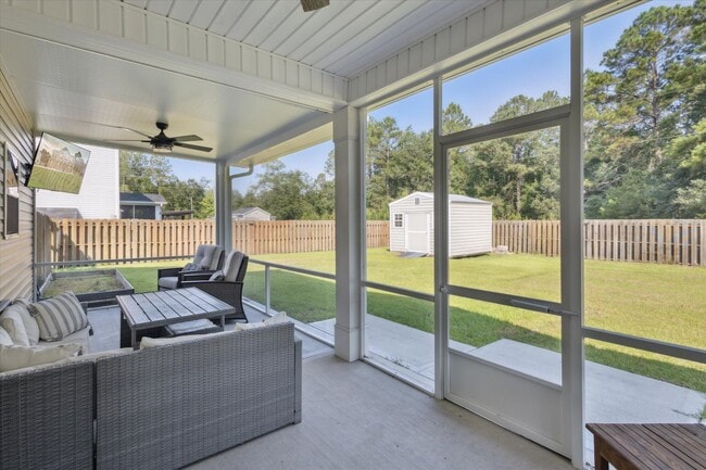 Photo - Spacious 4BR Home with Screened Porch & Fenced Yard in Effingham