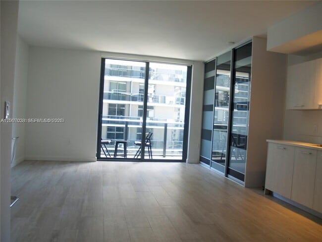 Photo - 55 SW 9th St Unit 2502