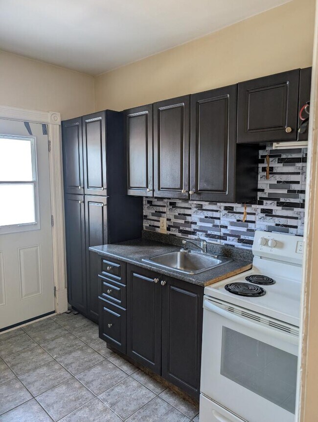 Photo - 540 Downie St