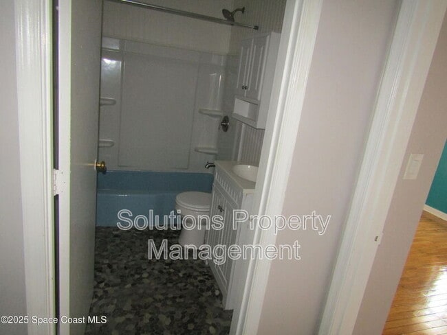 Photo - 910 S Colonial Ct