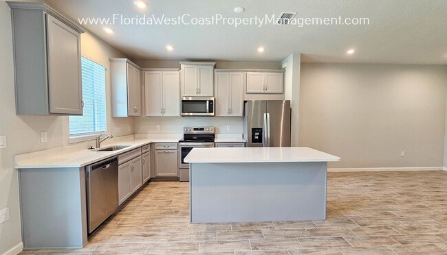 Photo - SUPER 3 BEDROOM/2.5 BATH TOWNHOME AVAILABLE IN HARMONY! TERRIFIC LWR LOCATION!