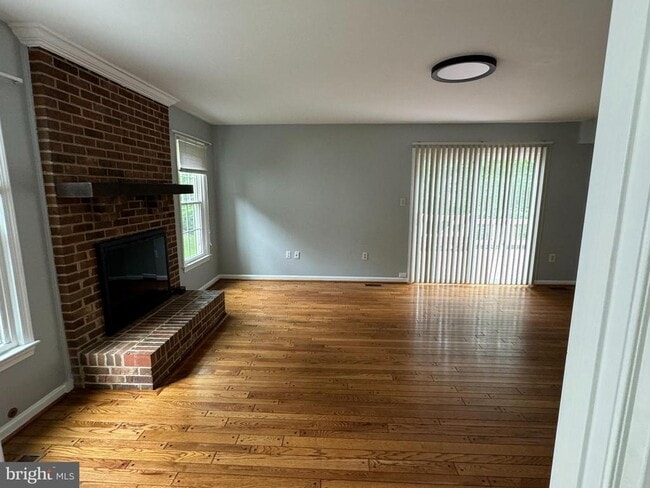 Photo - 12859 Valleywood Dr