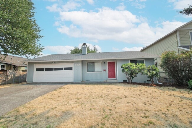 Building Photo - 6636 SE Reedway St