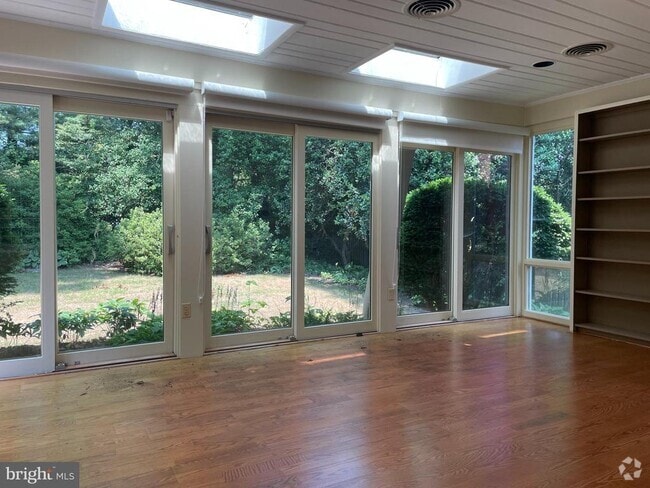 Building Photo - 2266 48th St NW Rental