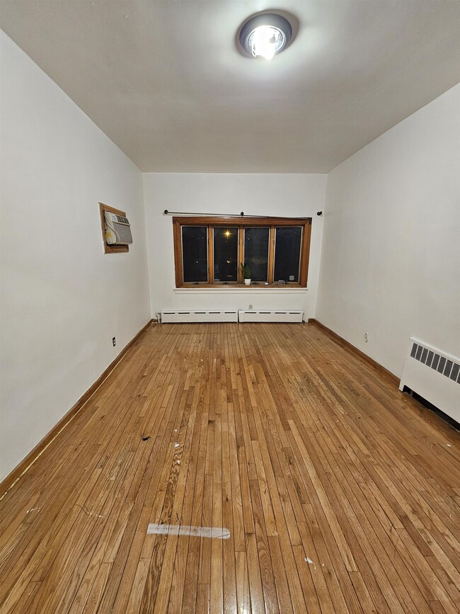 Photo - 7411 Park Ave Unit 1