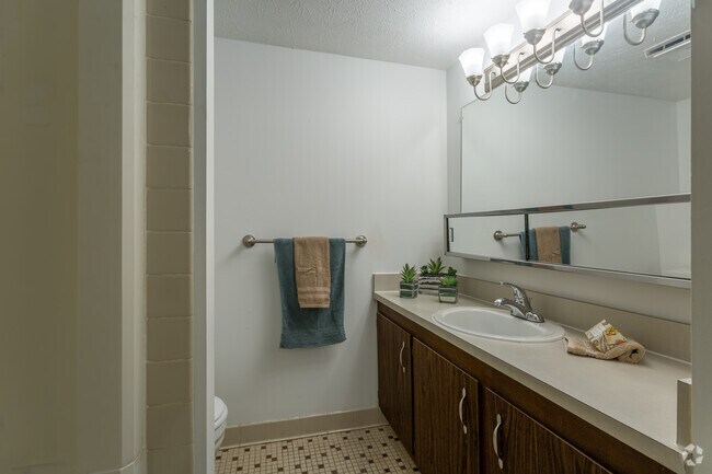 2BD 2BA 856 sq. ft.