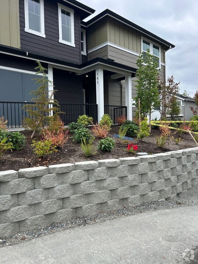 Building Photo - 2Bd/2Ba Redmond House