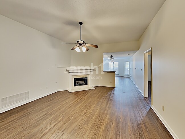 Photo - 4082 Colton Dr