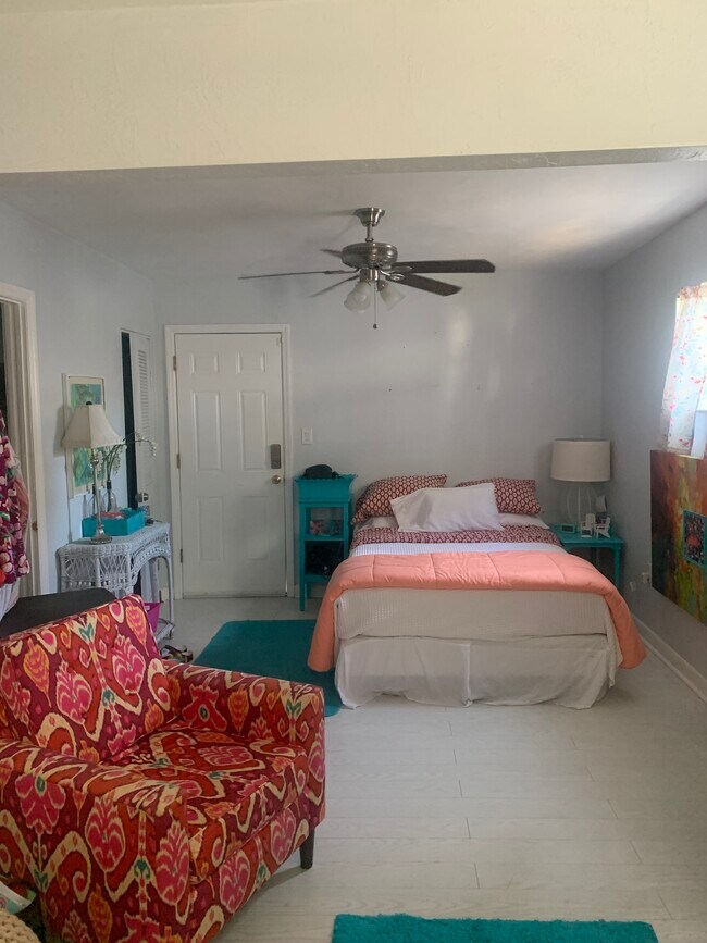 Photo - 162 Daytona Ave