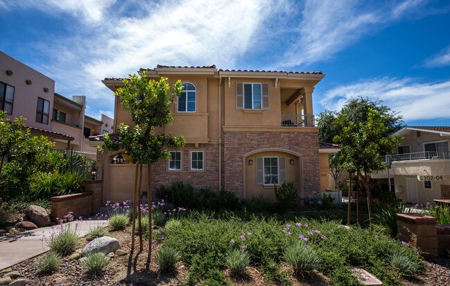 Photo - 5310 Colodny Dr