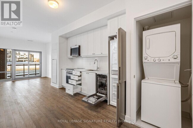 Photo - 51 Clarington Blvd Unité 108