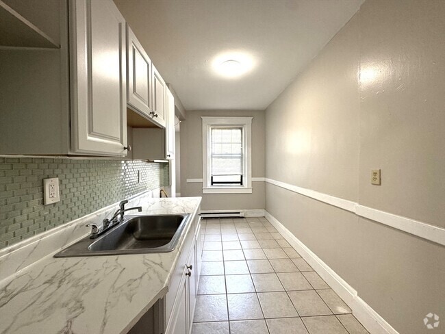 Building Photo - 15 Huss Ct Unit 205 Rental