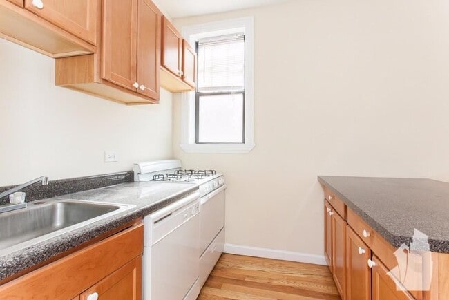 Photo - 719 W Barry Ave Unit 723.5-A3