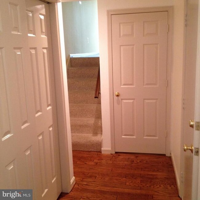 Building Photo - 6559 River Tweed Ln