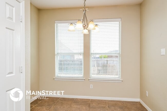 Photo - 288 Edison Ln