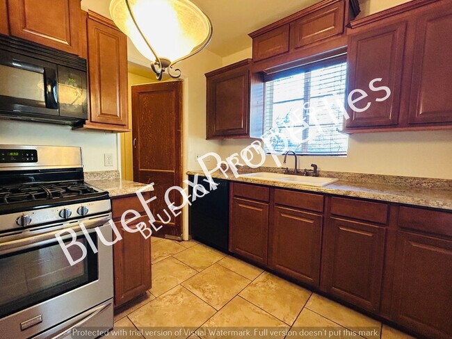 Photo - 3021 E Linden St Unit # 1