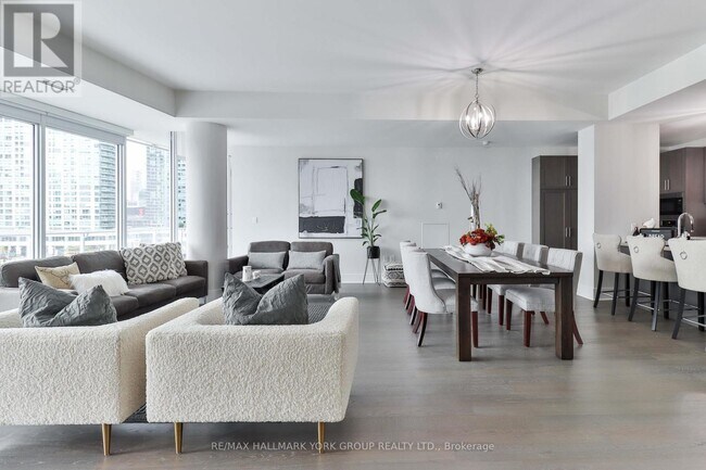 Photo - 29 Queens Quay E Unité 505