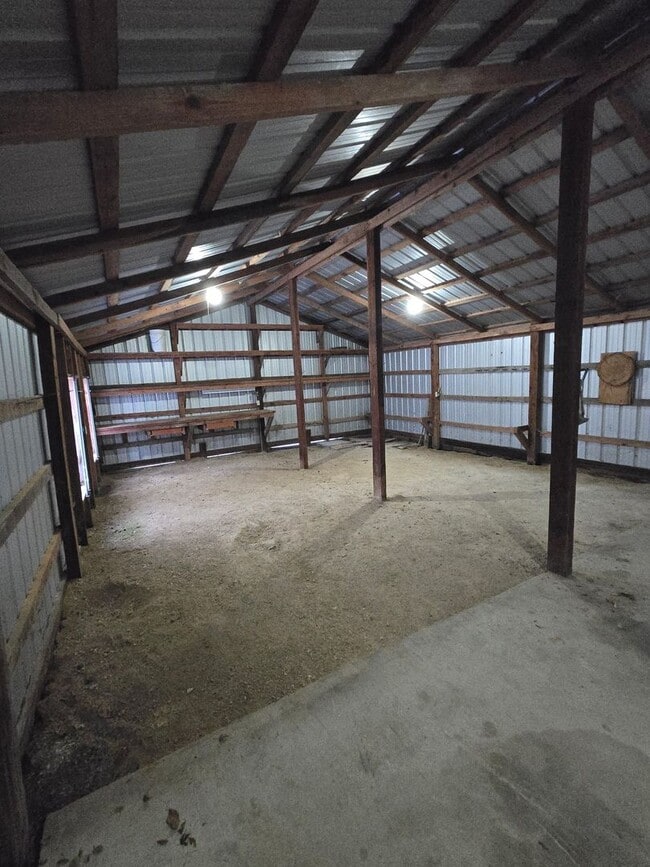 Photo - 3 Bed 2 Bath Mobile Home for rent in Middletown, MO!