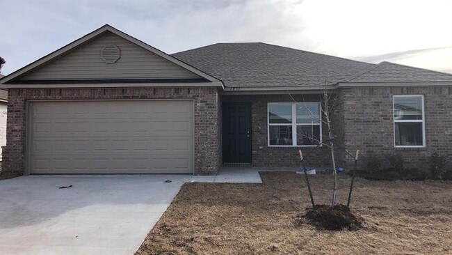 Building Photo - 1833 Jack Rabbit Ln