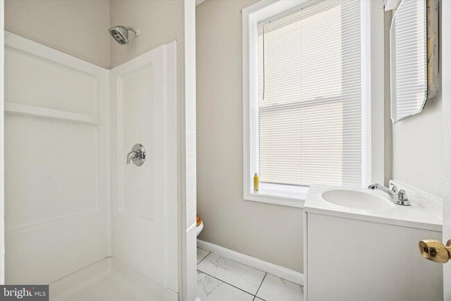 Photo - 419 S 4th St