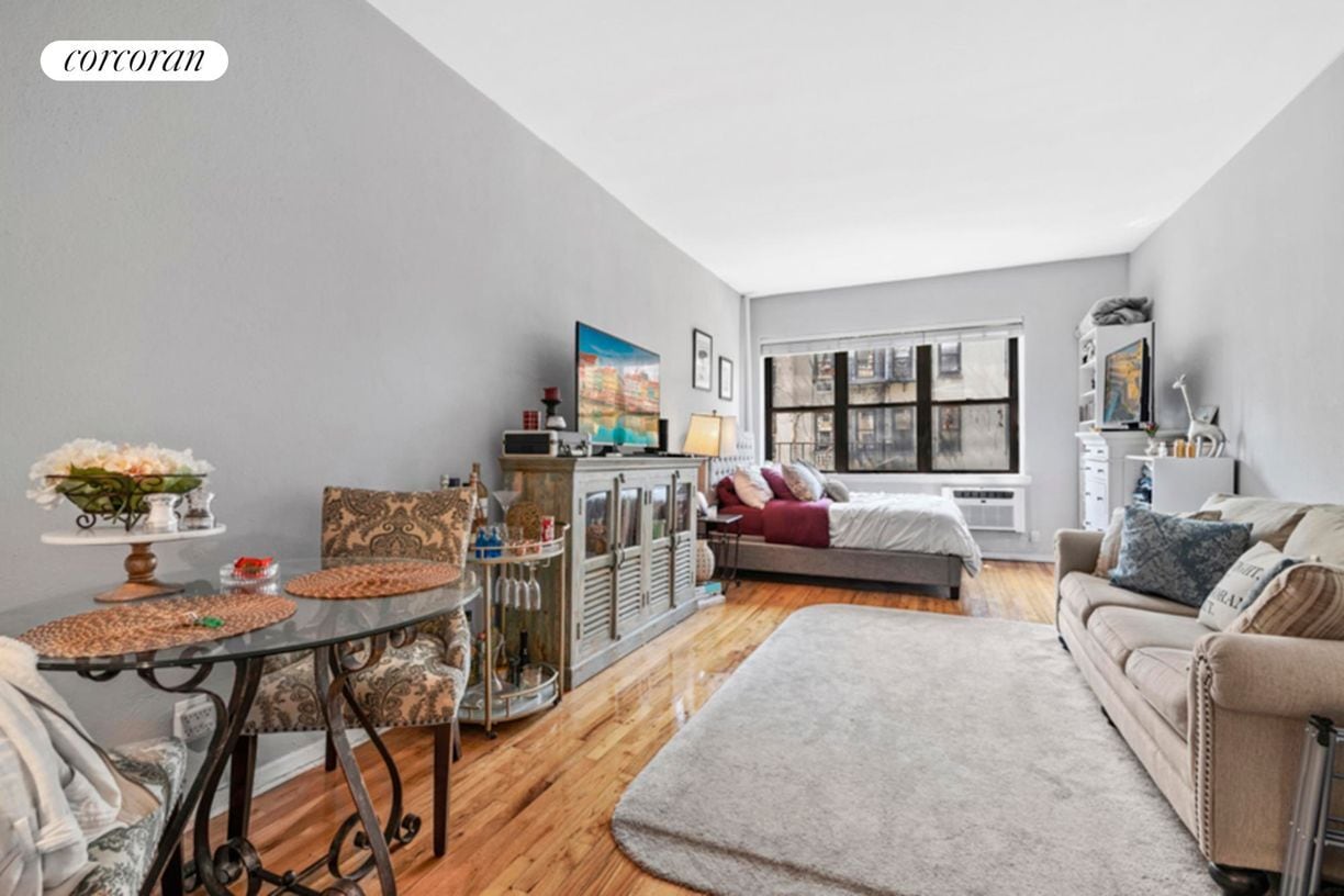 Photo - 414 E 88th St Condo