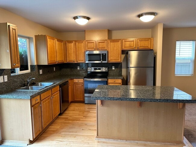 Photo - 2Bd/2.5Ba Maple Valley Townhouse