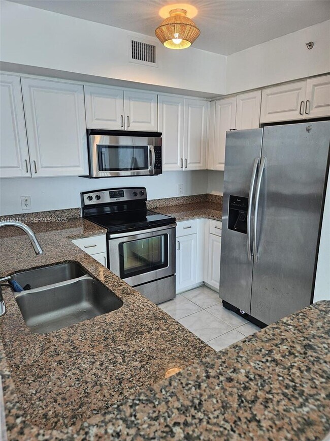 Photo - 1155 Brickell Bay Dr Unit 3408