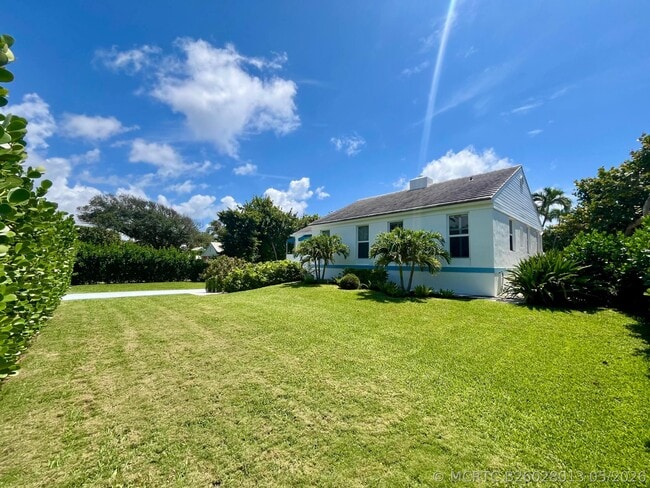 Photo - 115 Dolphin Rd
