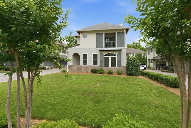 Photo - Family Friendly Luxury Home
