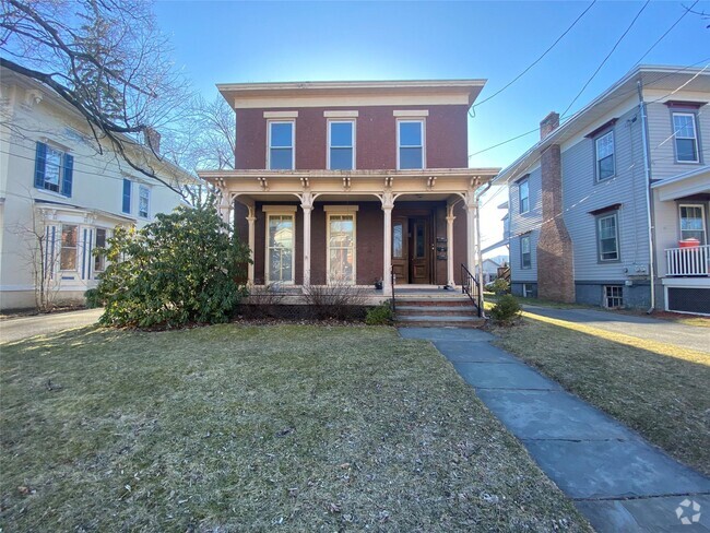 Building Photo - 90 Washington Ave Rental