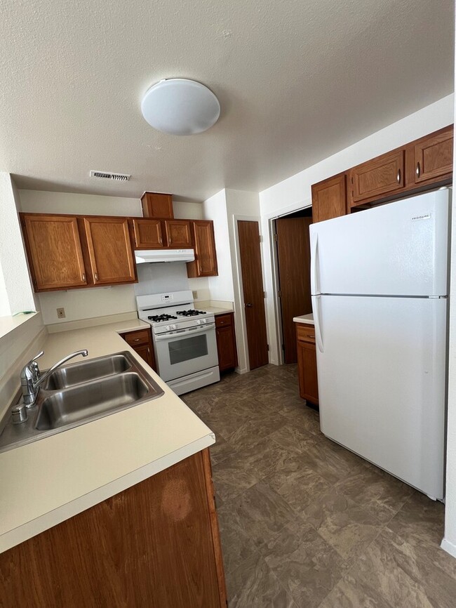 Photo - 1291 Dakota Dr