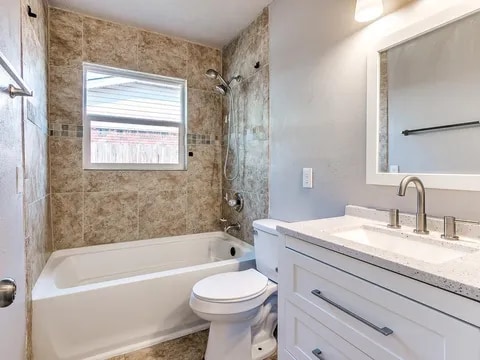 Photo - 1207 Columbia Ct