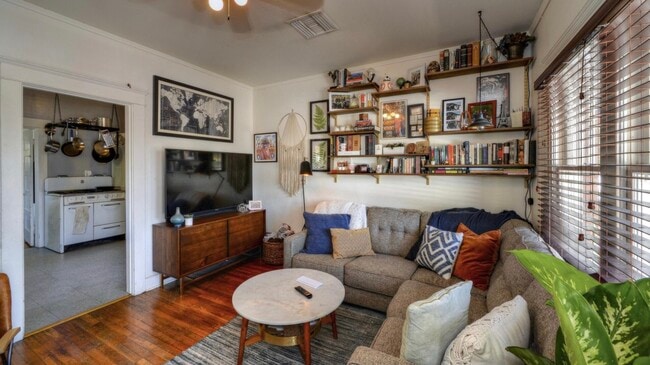 Photo - 2009 N 11th St