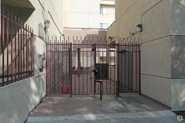 Photo - The Villa Marbella Apartments